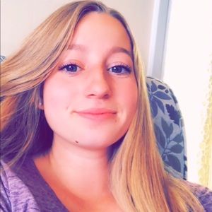 Meet your Posher, Kayli